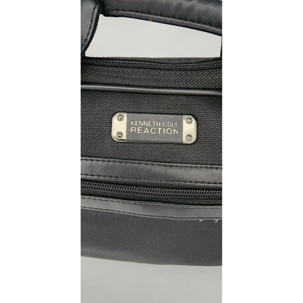 Kenneth Cole Reaction R-Tech Messenger Bag Mens Black Tech Tablet Case EXC